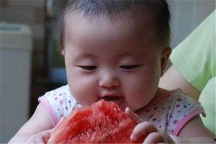 吃瓜四个月孩子,萌娃成长日记