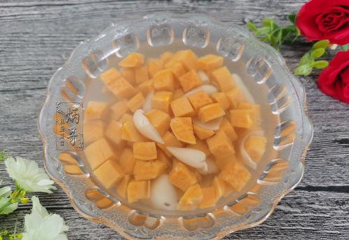 哈密瓜炖吃,营养美味，滋补养生新选择