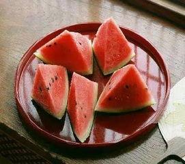 怀念吃瓜的夏天,回忆那难忘的吃瓜时光