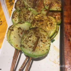 木屋烧烤月瓜怎么吃,木屋烧烤风味探索